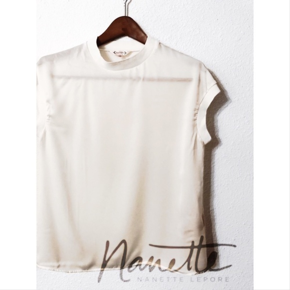 Nanette Lepore mock neck capped sleeve blouse